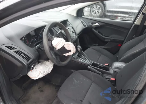 2017 Ford Focus Se z USA, uszkodzony, nr VIN 1FADP3K23HL206362